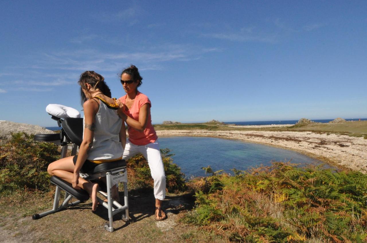 Roulotte Gites O Bien-Etre Massage Spa Sejour Bien-Etre En Hebergement Insolite Roulotte Karantez Ou En Gites Melon Ou Yock A 800 M Des Plages Maison D'Hote Drogou Porspoder Exteriér fotografie