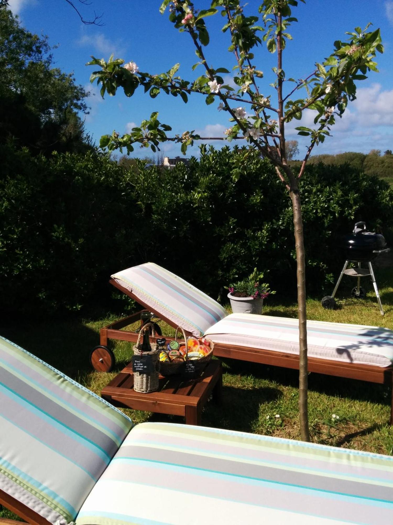 Roulotte Gites O Bien-Etre Massage Spa Sejour Bien-Etre En Hebergement Insolite Roulotte Karantez Ou En Gites Melon Ou Yock A 800 M Des Plages Maison D'Hote Drogou Porspoder Exteriér fotografie